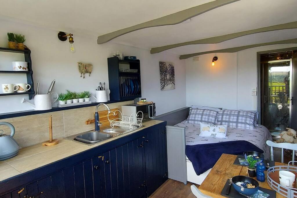 Holiday home The Cloves Farm Shepherd's Hut